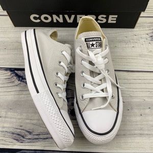Converse Size 6 NEW